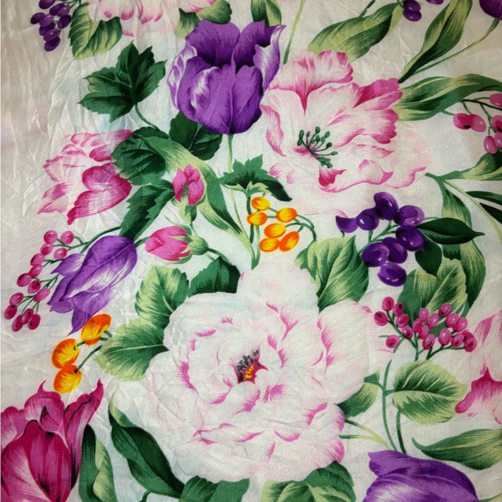 Scarf: Floral 100% Silk Vintage Scarf EUC - Picture 12 of 15